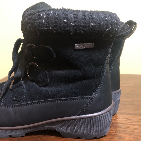 London Fog Women's Taylor Ankle Winter Boots (6) - Picture 7 of 16